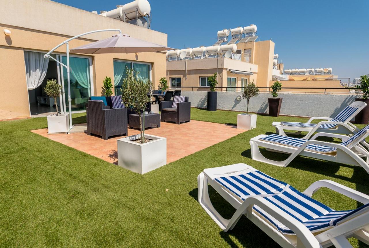 Makenzy Seaview Penthouse Apartment Larnaca Exterior photo